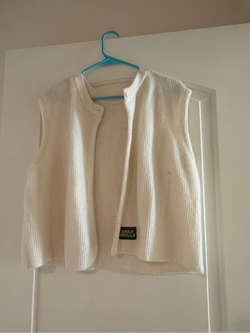 Daily Drills Cream Ribbed Snap-Front Vest